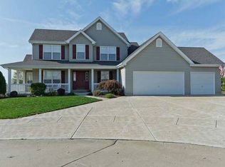 28 Wyndham Lake Ct, Dardenne Prairie, MO 63368