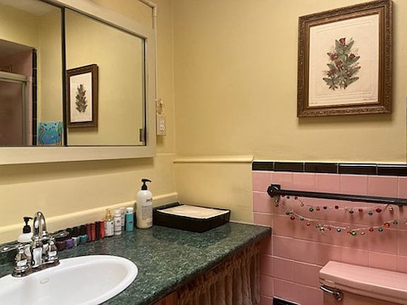 5th image of 2054 E 61st St