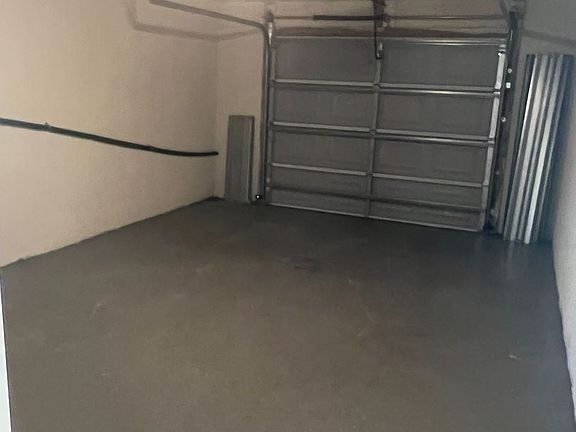 3rd image of 715 SE 7th St