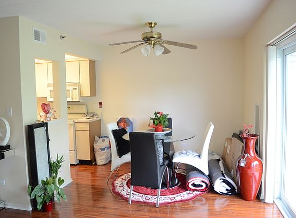 4th image of 18501 Wentworth Ave APT 1E