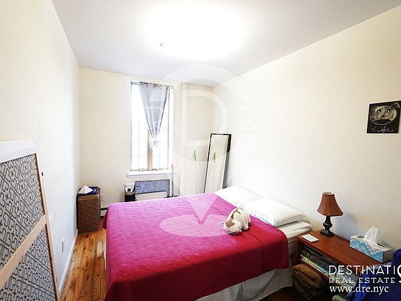 4th image of 266 22nd St APT 4C