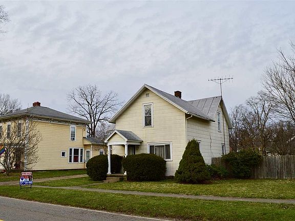 2nd image of 805 E Gambier St
