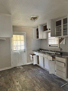 2nd image of 6116 Bowie Ave