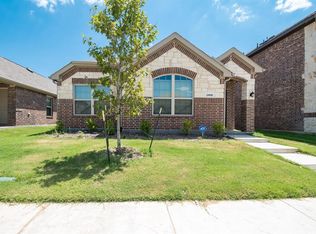 2408 Opaline Dr, Aubrey, TX 76227