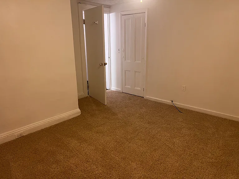 123 Elm St — Photo 6