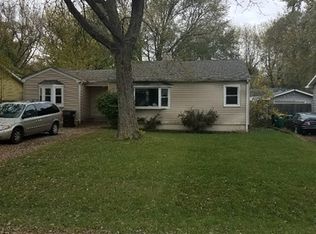 1711 Pleasant Ave, McHenry, IL 60050