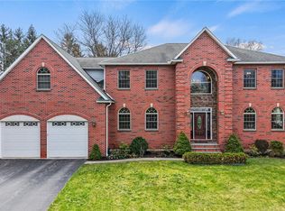 325 Winthrop Dr, Ithaca, NY 14850