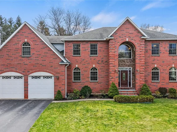 325 Winthrop Dr, Ithaca, NY 14850