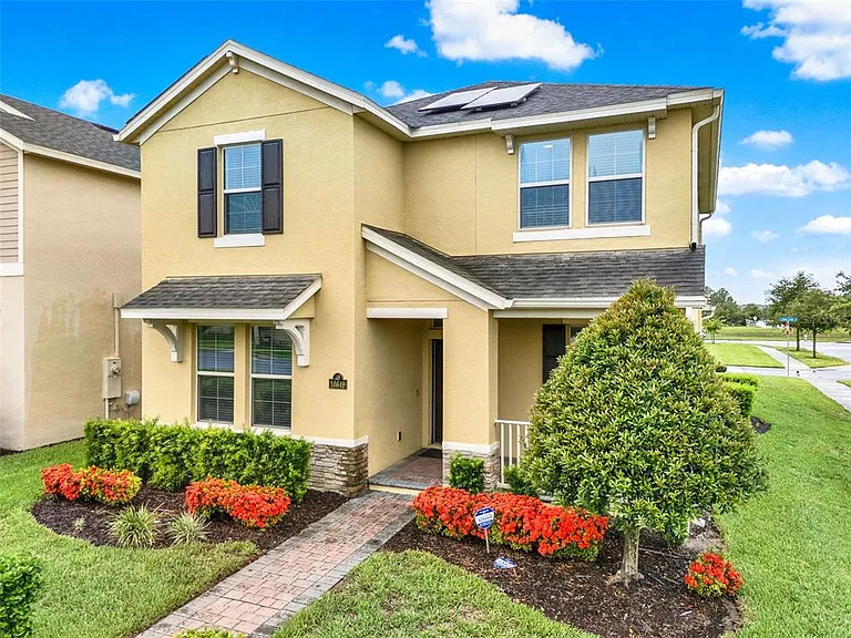 10649 Atwater Bay Dr — Photo 2