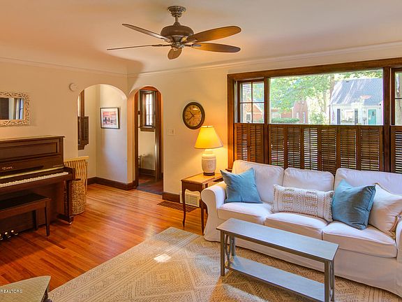 5th image of 1716 Clifton Ave