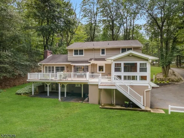7 MILKY WAY, Warren Twp., NJ 07059