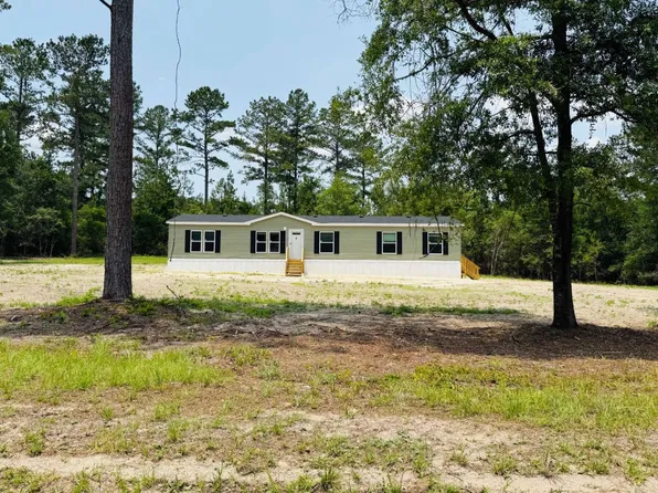 17037 49th Dr, Wellborn, FL 32094