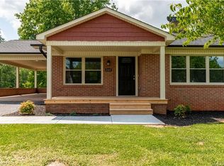 3149 N Lookout St, Claremont, NC 28610