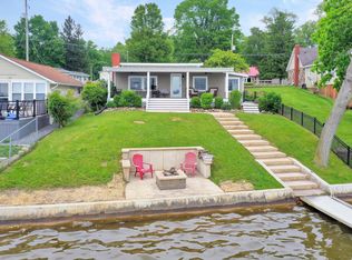 1051 Willow Dr, Colon, MI 49040