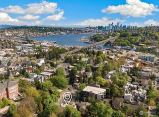 3901 Fremont Ave N APT 301, Seattle, WA 98103