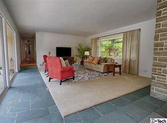 3rd image of 688 Meadow Grove St