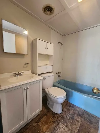 1312 E 8th St #1R — Photo 4