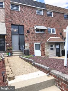 3650 E Crown Ave, Philadelphia, PA, 19114