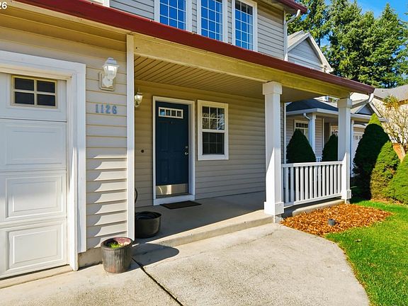 3rd image of 1126 SE 182nd Ave