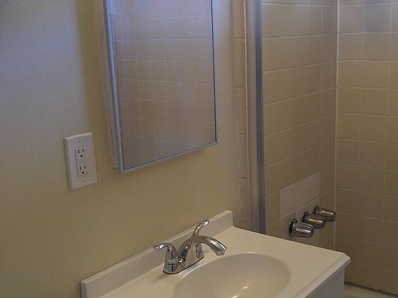 4th image of 6950 Milwood Ave APT 7