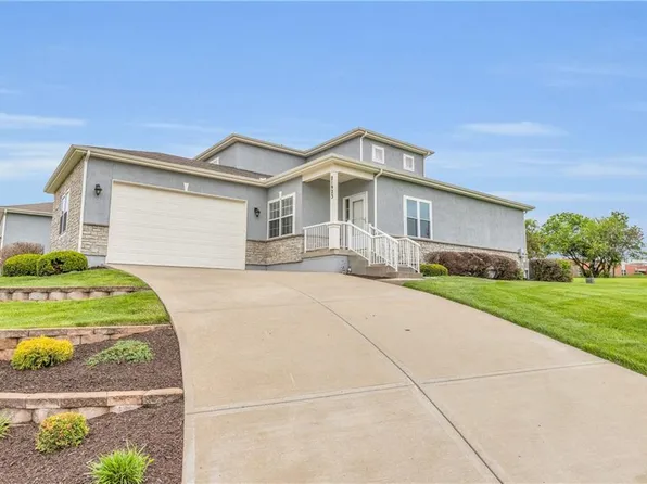 21923 W 116th Pl, Olathe, KS 66061
