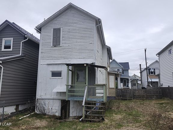 2nd image of 131 Espy St