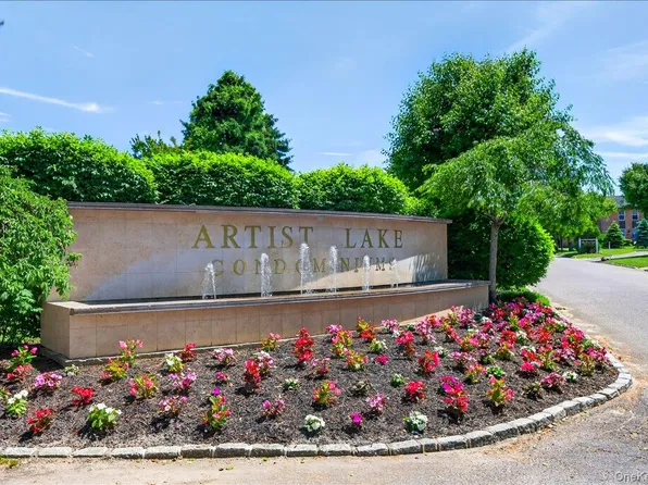 223 Artist Lake Drive, Middle Island, NY 11953