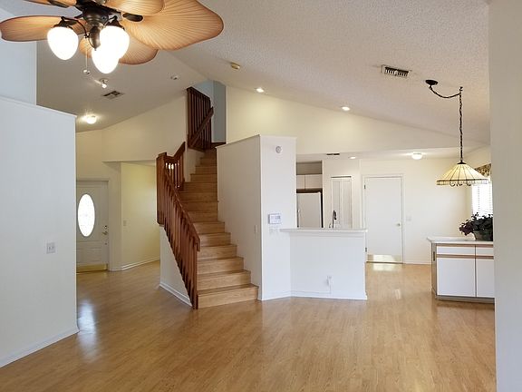 5th image of 2940 Oak Park Cir