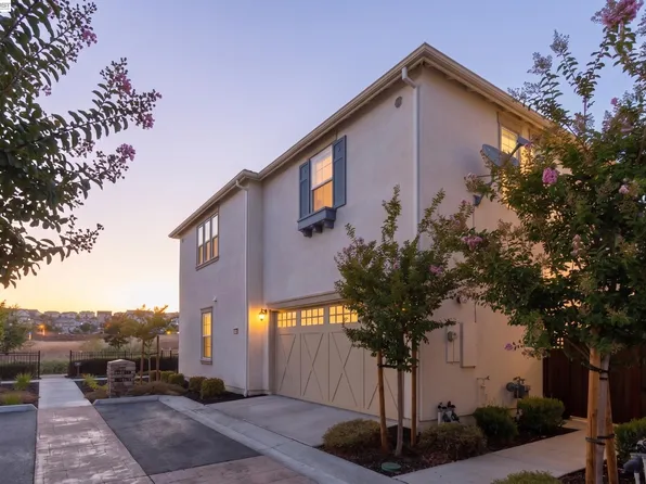 4456 Sunset View Dr, Dublin, CA 94568