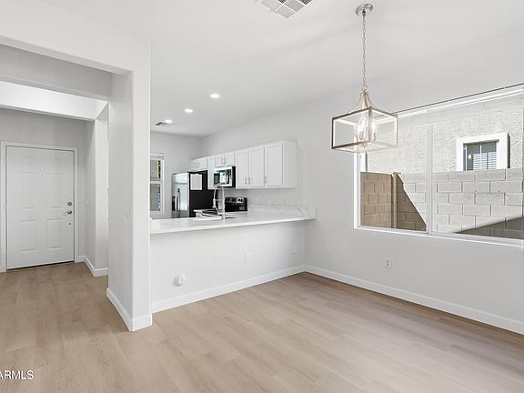 5th image of 2333 S 87TH Place