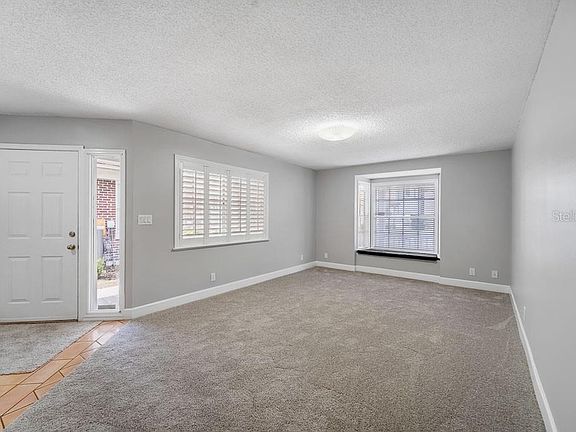 4th image of 3406 W Palmira Ave #D
