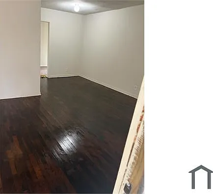 1715 Rivercrest St — Photo 3