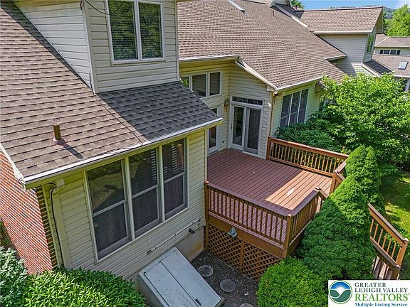 4th image of 4693 Pinehurst Cir