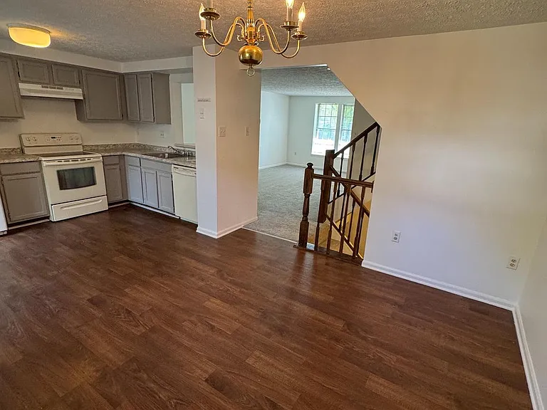 9730 Red Clover Ct — Photo 10