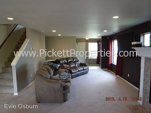 2nd image of 2410 SW Siskin Cir