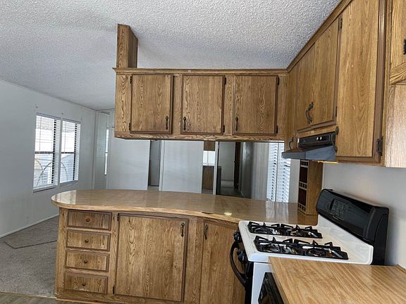 5th image of 141 Sage St #141