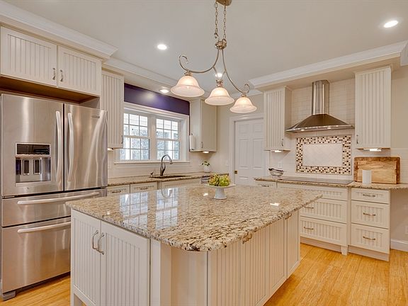 4th image of 5 Bretton Rd