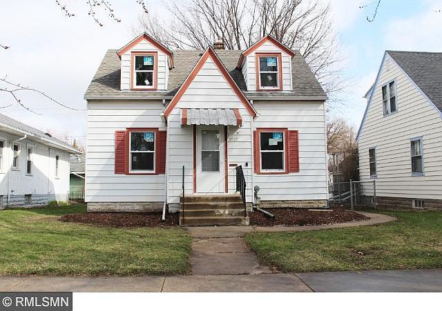 1st image of 1029 Rose Ave E