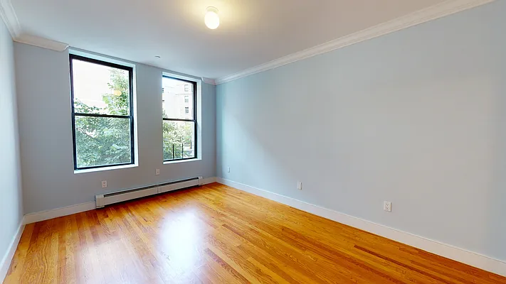 Rented by Compass | media 27