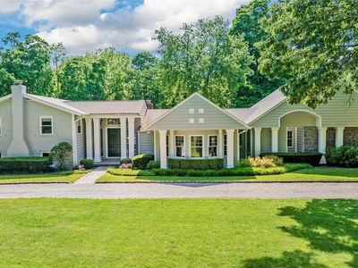 5 Quaker Ridge Drive, Glen Head, NY, 11545