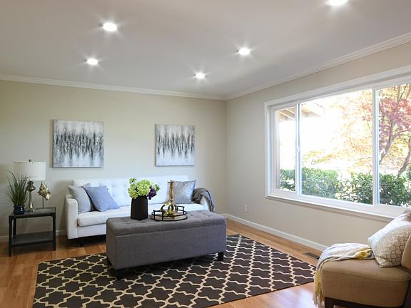 3rd image of 22696 Royal Oak Way