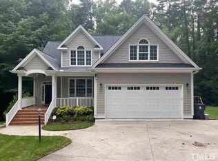 147 Cedarwood Dr, Henderson, NC 27536