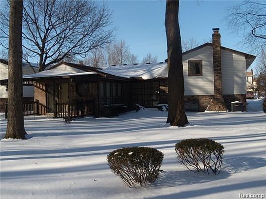 5th image of 43317 Pepperwood St