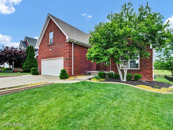 3rd image of 7911 Windgate Dr