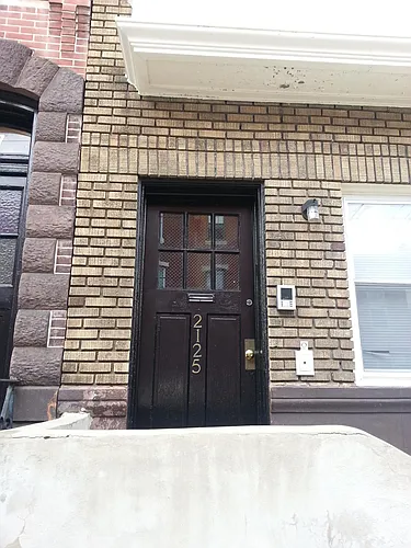 2125 Fitzwater St #2R Photo 1