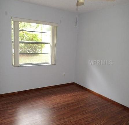 4th image of 568 Sidney Dr