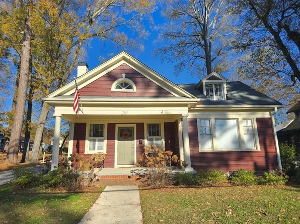 216 N Gulf St, Sanford, NC 27330