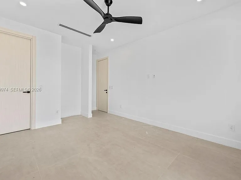 1321 NE 13th Ave — Photo 21