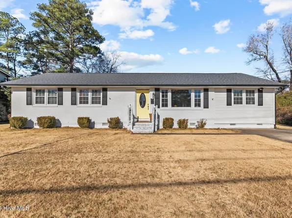 3002 Northwoods Drive, Jacksonville, NC 28540