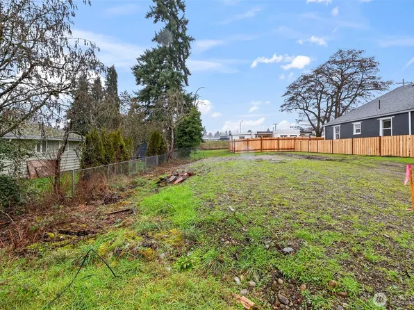 761 110th Street S, Tacoma, WA 98444